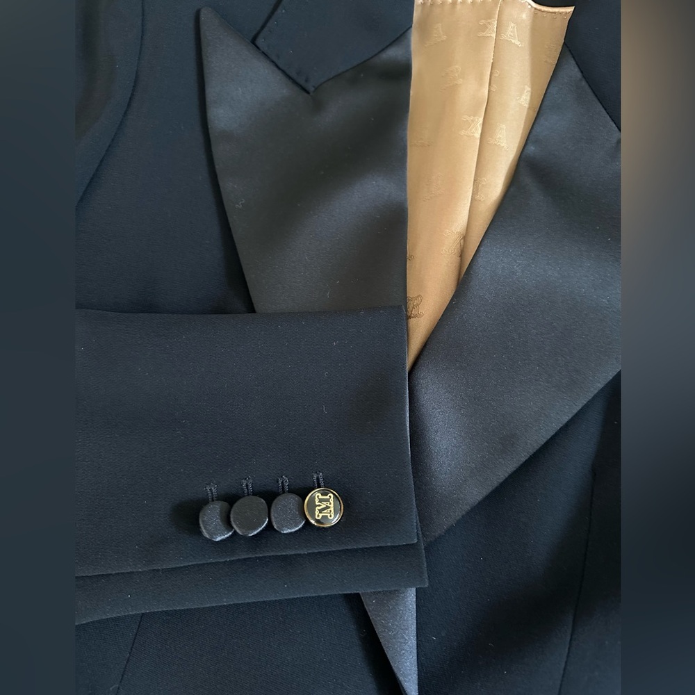 MaxMara Black Tuxedo Jacket Blazer NEW with Tags size 6 - Picture 8 of 10